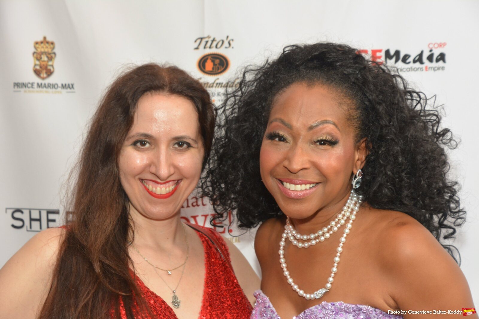 Photos: N'Kenge Foundation Hosts VIVA ITALIA Masquerade Gala Image