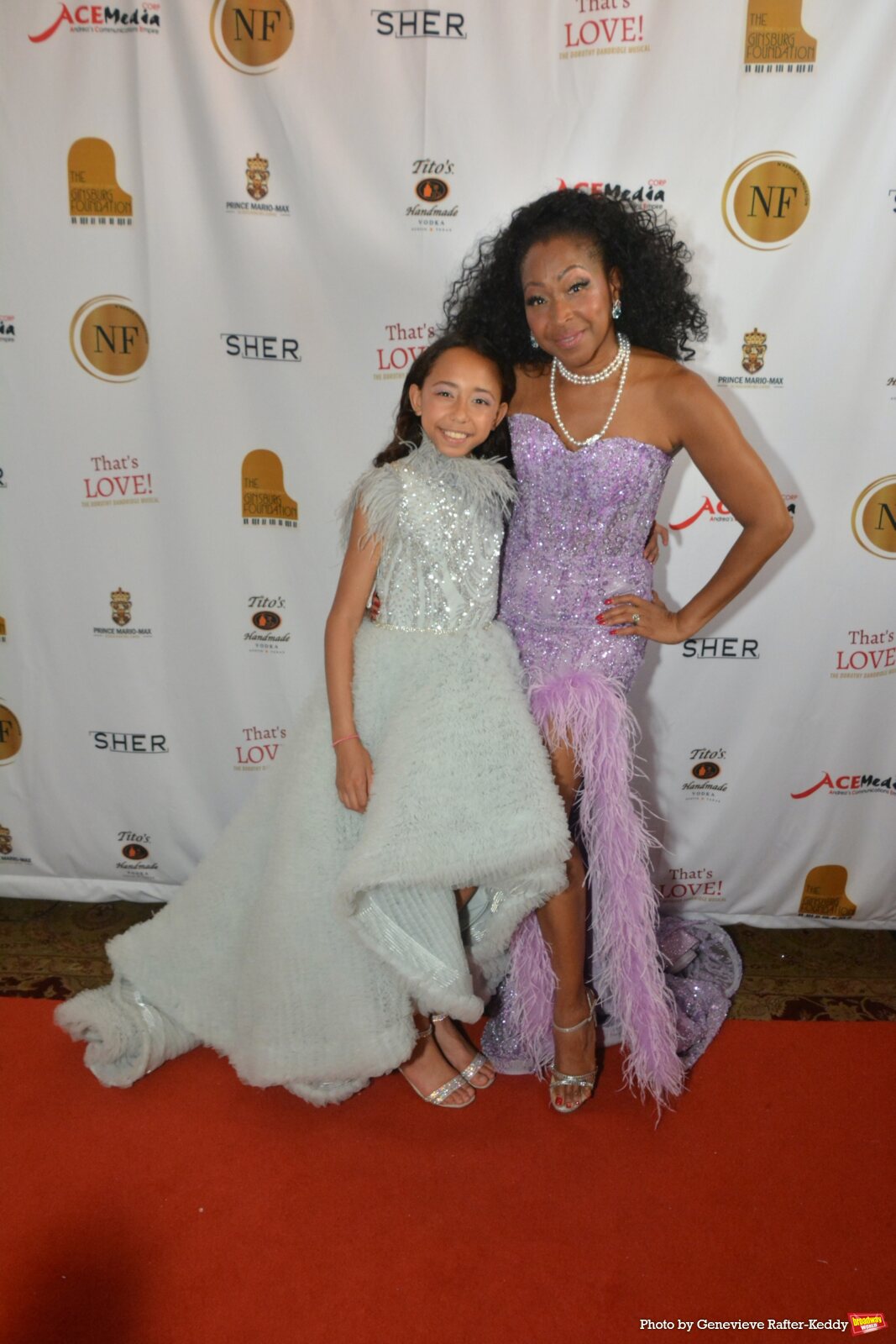 Photos: N'Kenge Foundation Hosts VIVA ITALIA Masquerade Gala Image