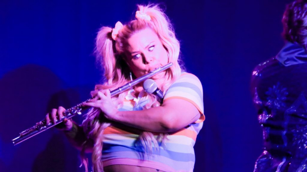 Photos: Marguerite Moreau Visits WET HOT A MUSICAL SUMMER Image