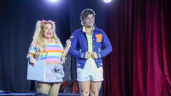 Photos: Marguerite Moreau Visits WET HOT A MUSICAL SUMMER Image