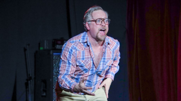 Photos: Marguerite Moreau Visits WET HOT A MUSICAL SUMMER Image