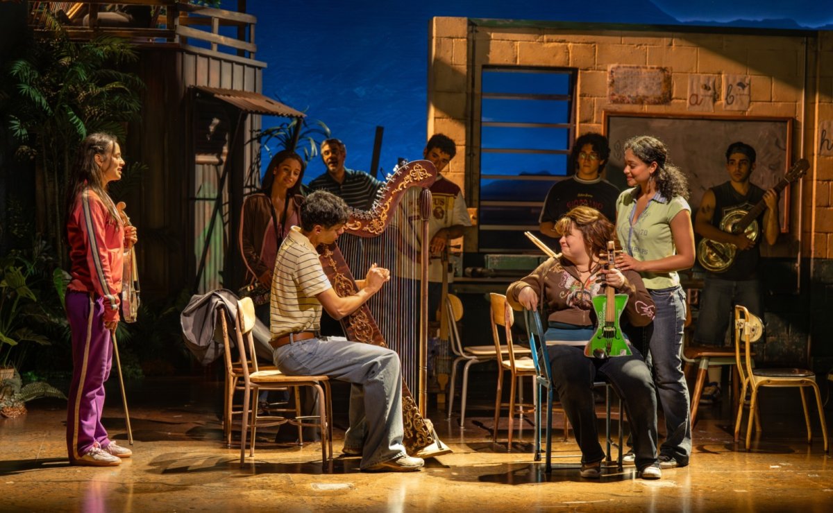 Exclusive: BASURA Director Michael Greif Says He’d Like to See the ‘Irresistible’ Musical Come to NYC Image