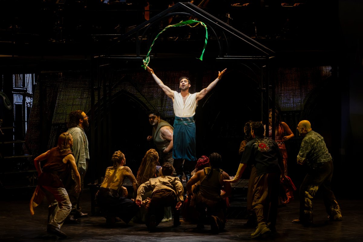 Review: THE HUNCHBACK OF NOTRE DAME at Houston Broadway Theatre Image