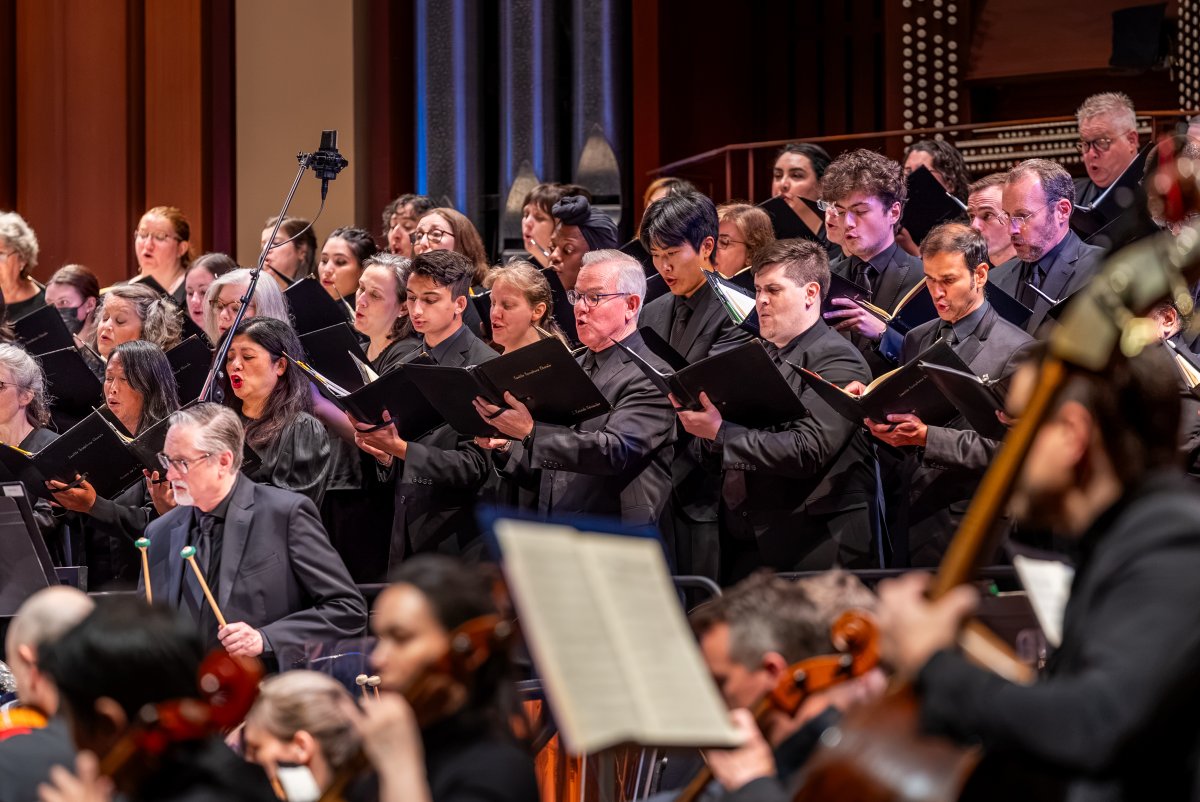 Review: XIAN CONDUCTS BEETHOVEN 9 at Benaroya Hall Image
