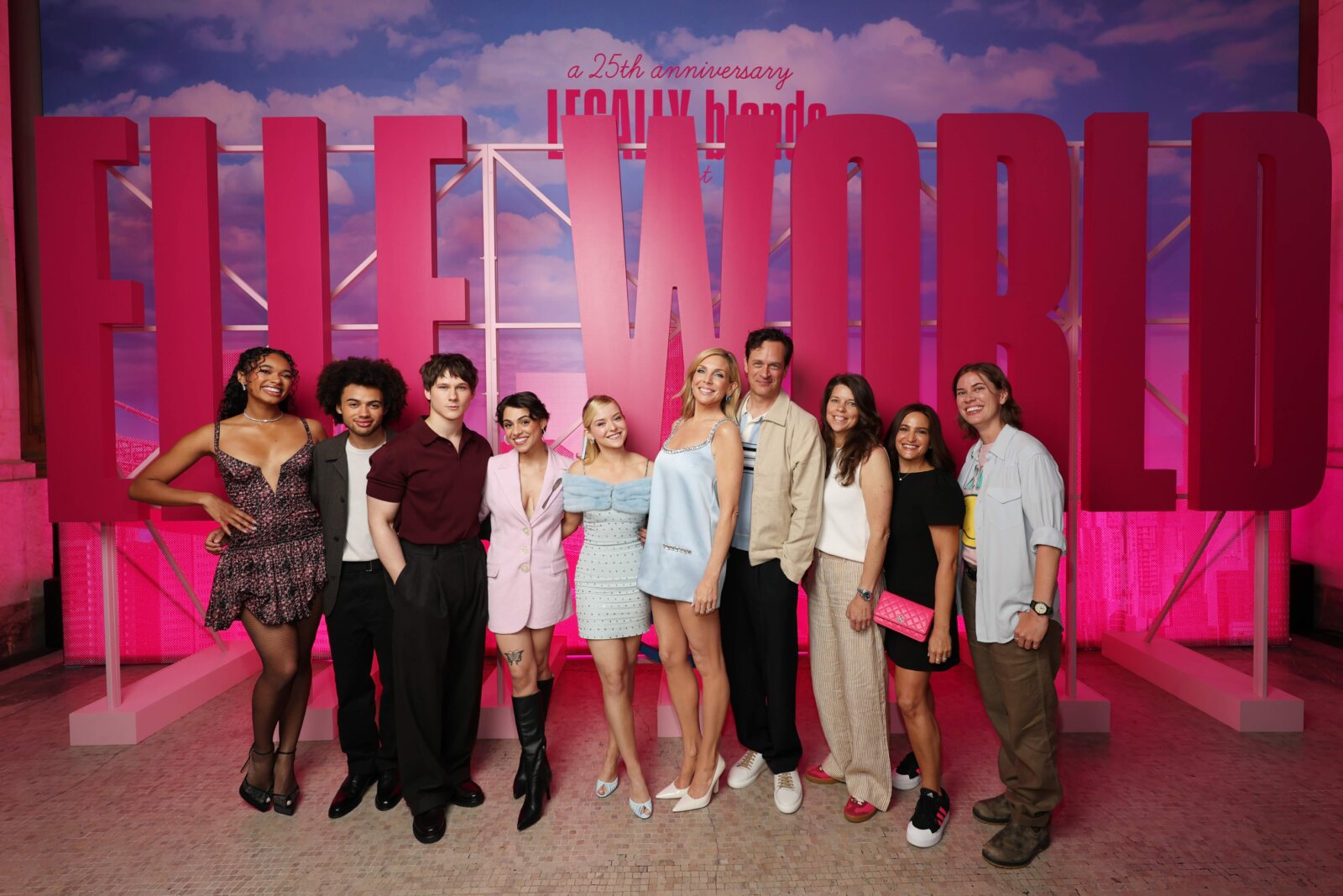 Photos: Reese Witherspoon, Victor Garber & More LEGALLY BLONDE Stars Reunite for Anniversary Event Image