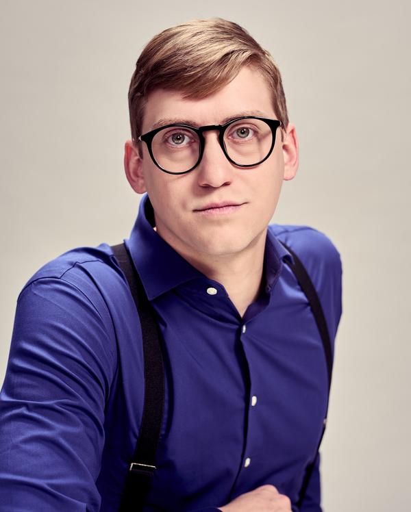 Chris Logan Carter Photo