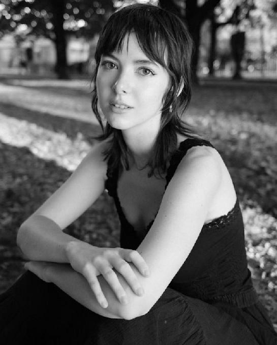 Violette Trotter Photo
