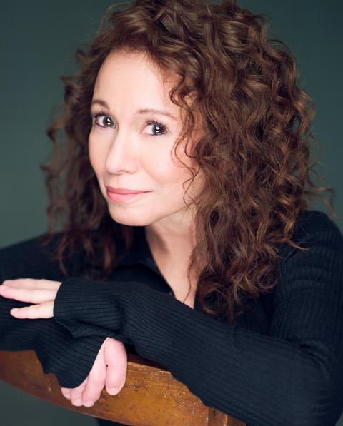 Niki Zahava Photo