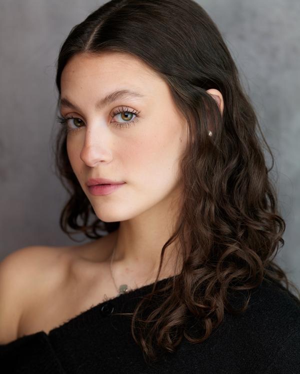 Maya Petropoulos Photo