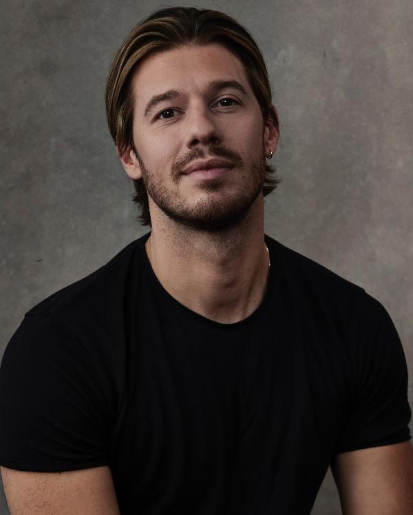 Constantine Rousouli Photo