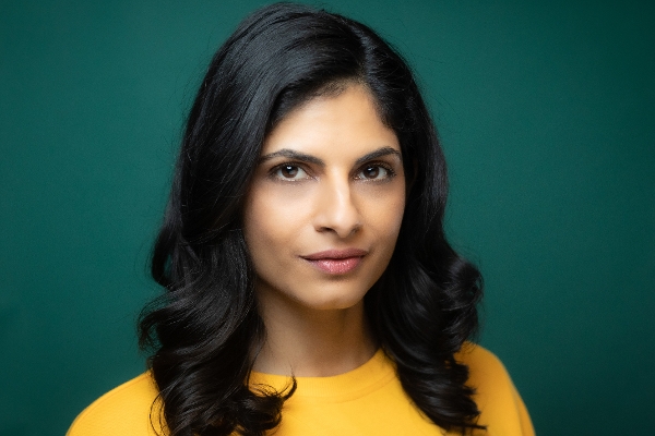 Mahnaz Damania Photo