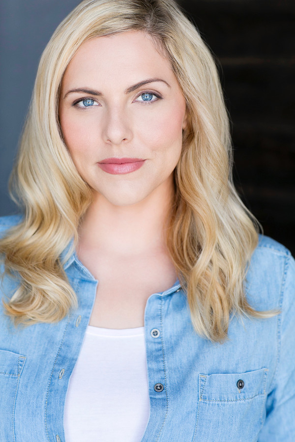 MELANIE ALEXANDER Photo