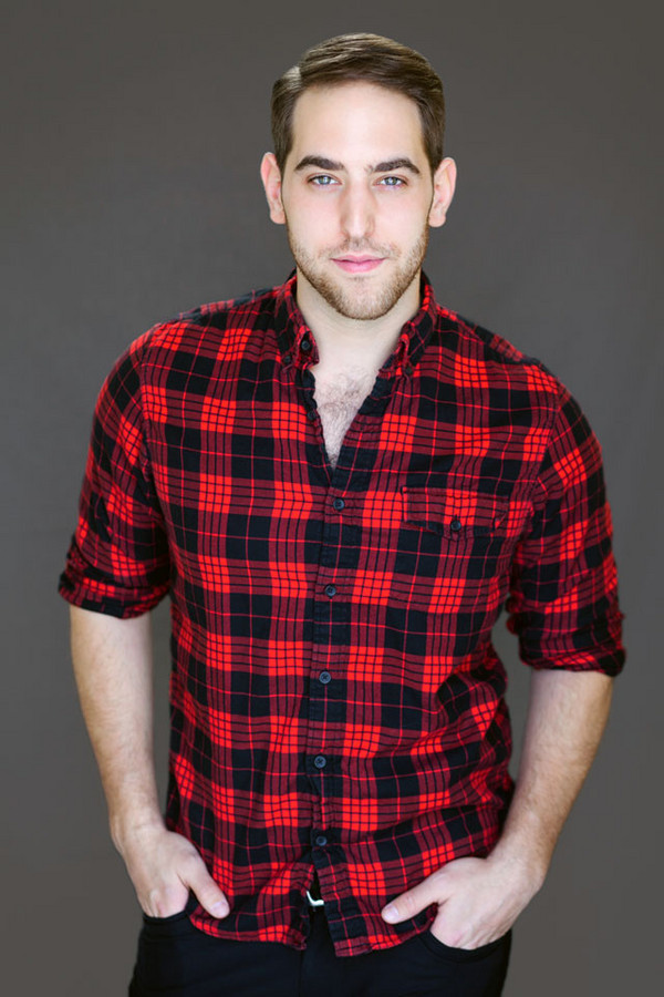 Nic Casaula Photo