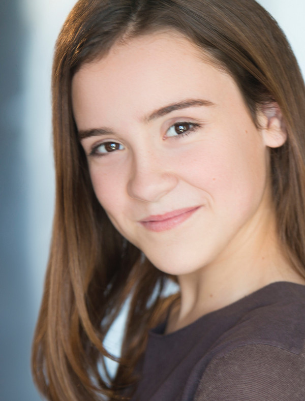 Scarlett Embry Photo
