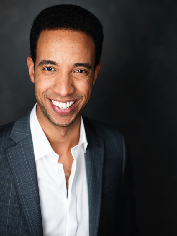 Sean Mayes Photo