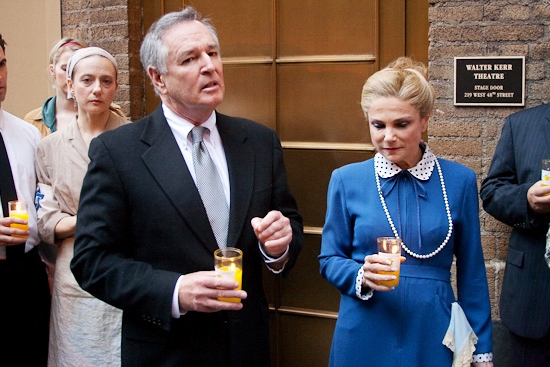 Photo Coverage: 'IRENA'S VOW' Candlelight Yom HaShoah Ceremony Image