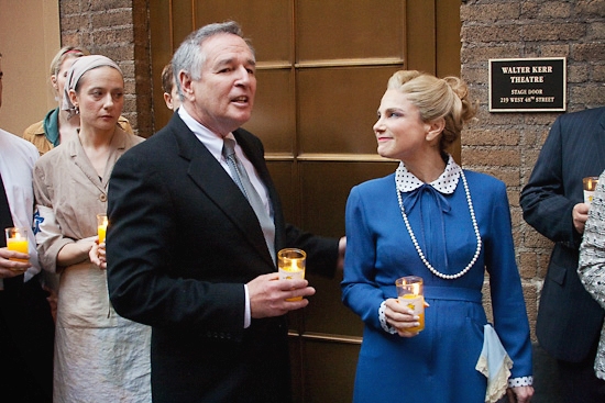 Photo Coverage: 'IRENA'S VOW' Candlelight Yom HaShoah Ceremony Image