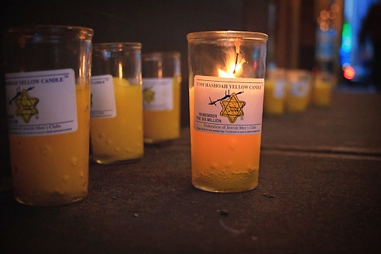 Photo Coverage: 'IRENA'S VOW' Candlelight Yom HaShoah Ceremony Image