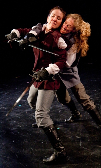 Photo Flash: Babes With Blades' All-Female 'MACBETH' Image