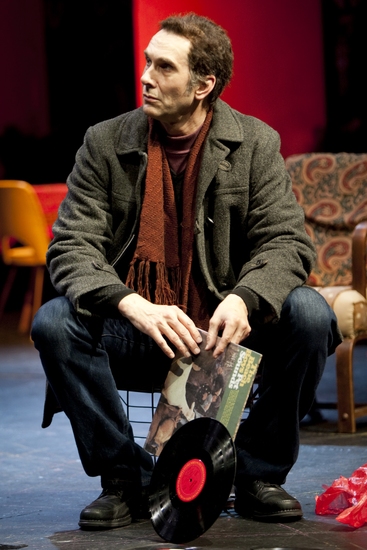 Photo Flash: Tom Stoppard's ROCK N ROLL At Alley Theatre Image