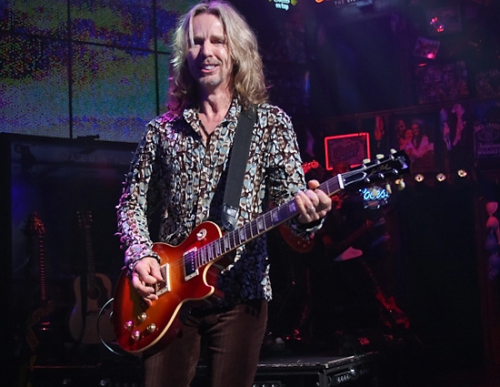 Tommy Shaw Photo