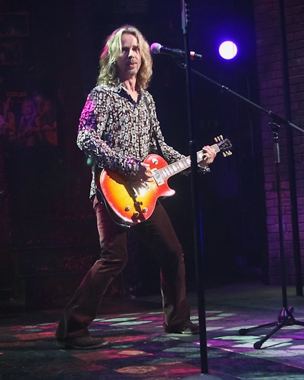 Tommy Shaw Photo