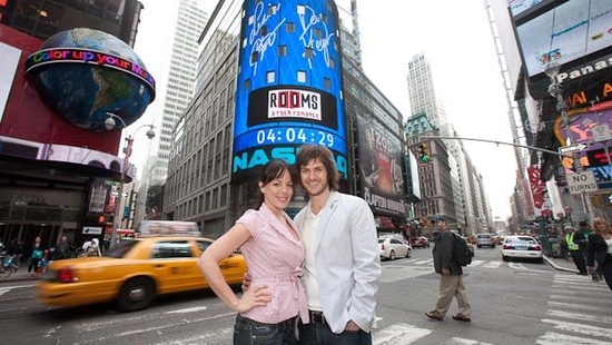 Photo Flash: ROOMS' Kritzer & Kreeger Ring NASDAQ Closing Bell Image