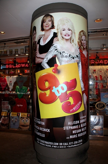 Photo Flashback: A Fond Farewell To The Workin' Girls - Celebrating '9 TO 5' On Broadway Image