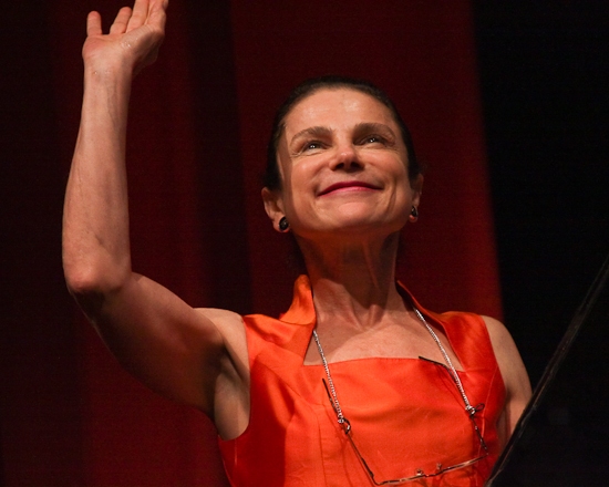 Tovah Feldshuh Photo