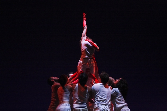 Photo Coverage: BC/EFA Easter Bonnet Performance Part 2 Image
