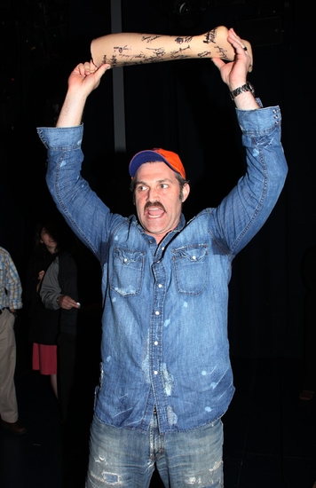 Photo EXCLUSIVE: Opening Night 'Break-A-Leg' Tradition Debuts at '9 To 5' Image