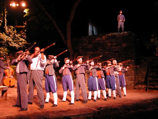 Photo Flash: Lime Kiln Returns To Its Roots In 2009 Image