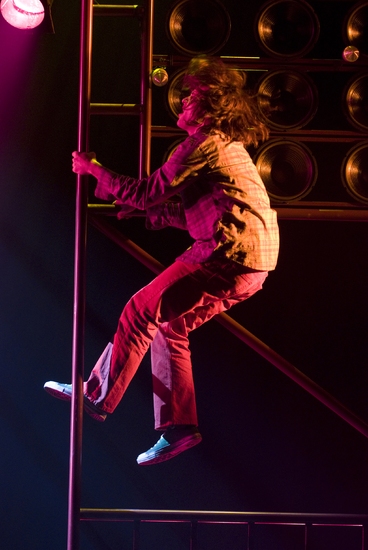 Photo Flash: Tom Stoppard's ROCK 'N' ROLL Comes To The Goodman Theatre 5/2-6/7 Image