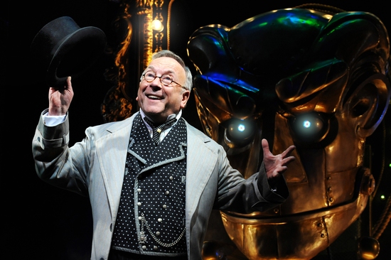 Photo Flash: West End WICKED Welcomes Kelly, Anderson on 5/11 Image