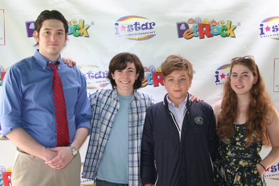 Photo Coverage: Hilty, Hodges & AVENUE Q Cast at 'Broadway Salutes Pet Rocks' Image