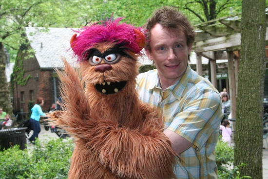 Photo Coverage: Hilty, Hodges & AVENUE Q Cast at 'Broadway Salutes Pet Rocks' Image