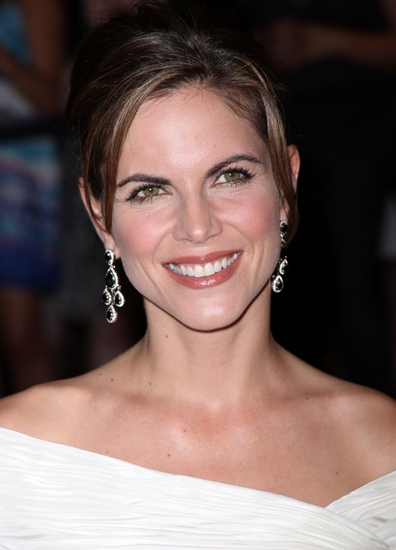 Natalie Morales Photo