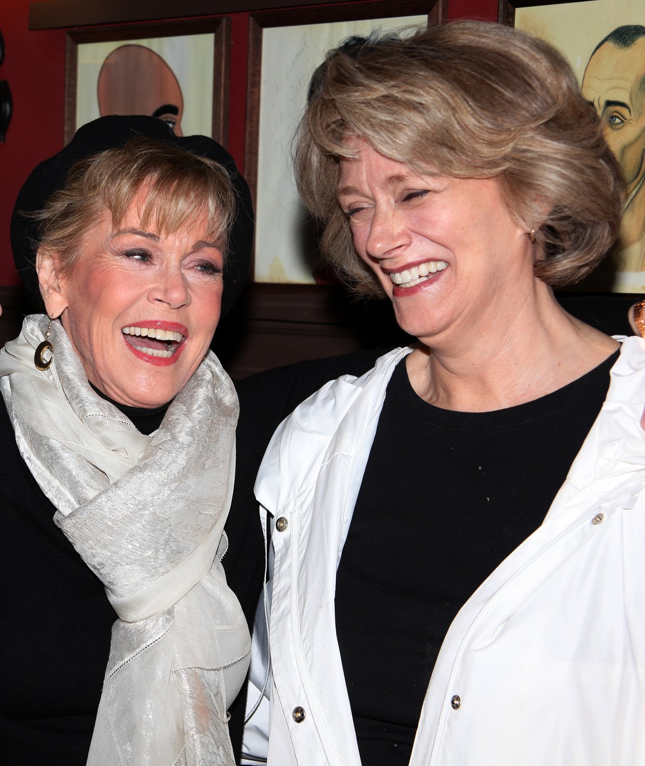 Jane Fonda and Susan Kellermann Hi-Res Photo - Photo Coverage: 33 ...