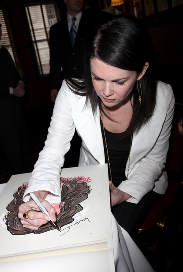 Photo Coverage: 'GUYS and DOLLS' Stars Lauren Graham and Oliver Platt Join the Sardi's 'Wall of Fame' Image