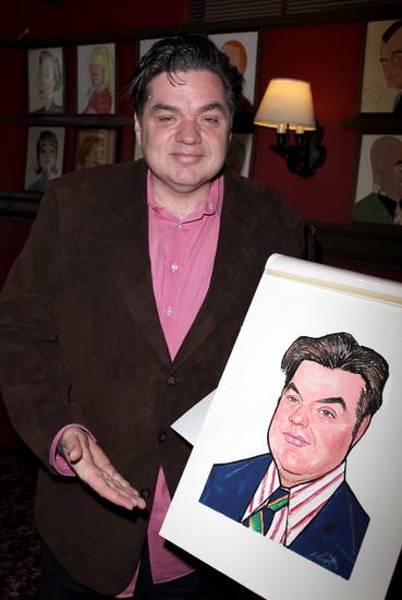 Photo Coverage: 'GUYS and DOLLS' Stars Lauren Graham and Oliver Platt Join the Sardi's 'Wall of Fame' Image