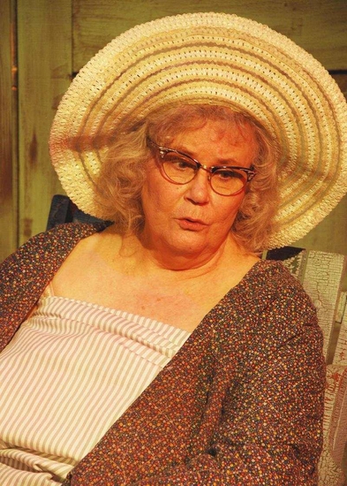 Photo Flash: Buck Creek Players Present GREY GARDENS Image