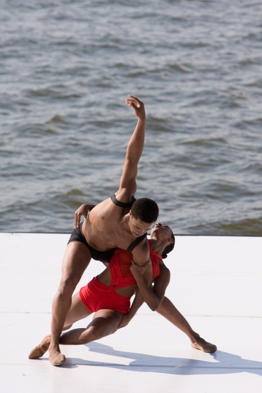 Photo Flash: Glorya Kaufman Presents BALLET HISPANICO Image