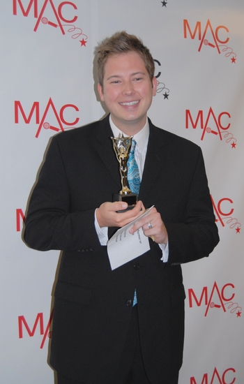 Photo Coverage: The 2009 MAC Awards: Backstage Image