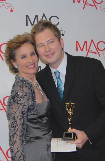 Photo Coverage: The 2009 MAC Awards: Backstage Image