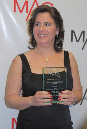 Photo Coverage: The 2009 MAC Awards: Backstage Image