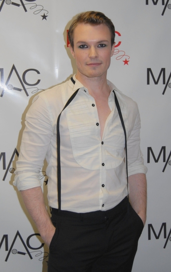 Photo Coverage: The 2009 MAC Awards: Backstage Image