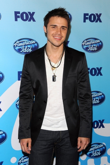 Photo Coverage: AMERICAN IDOL Season 8 Grand Finale - Arrivals and Press Room! Image