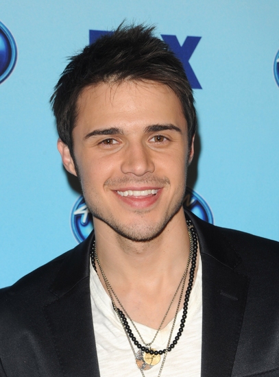 Photo Coverage: AMERICAN IDOL Season 8 Grand Finale - Arrivals and Press Room! Image