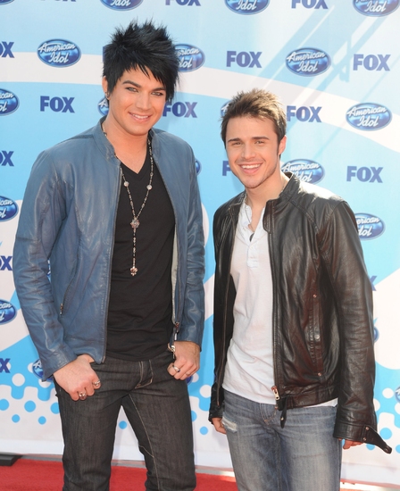 Photo Coverage: AMERICAN IDOL Season 8 Grand Finale - Arrivals and Press Room! Image