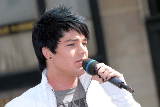 Photo Flash: 'IDOL' Star Adam Lambert Visits CBS's Early Show Image